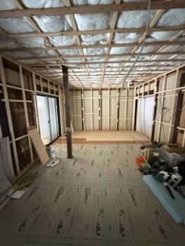 和室リフォームは「天井」が肝心!断熱材で魔法瓶のような快適さを